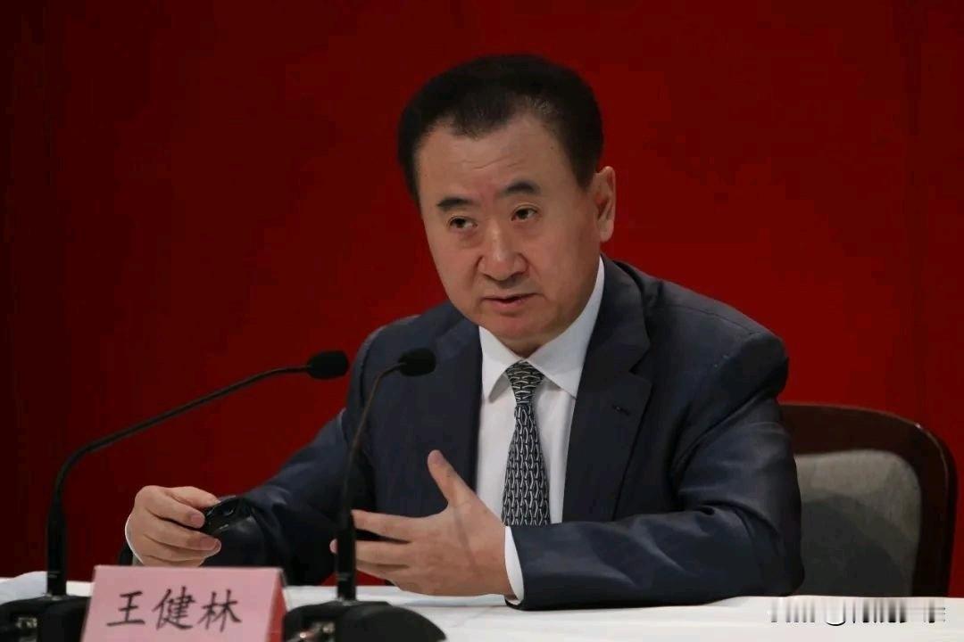 欠债还钱天经地义，但看到那位曾喊出“先挣它一个亿”的富豪大佬，如今也因一笔1.8