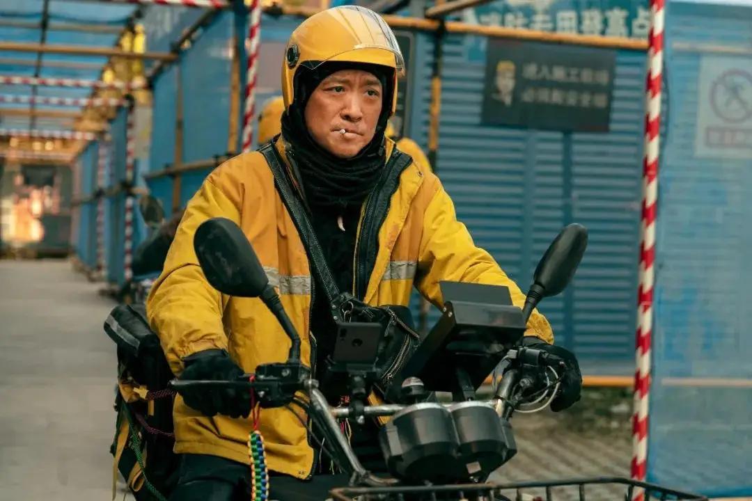 84年的我，今年40岁，失业两个月。
一度焦虑的两个月，靠着边送外卖，边投简历熬