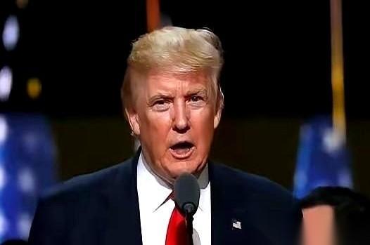 你敢信吗？那个天天在外面耀武扬威，号称“山巅之城”的地方，首都，现在被自己的……