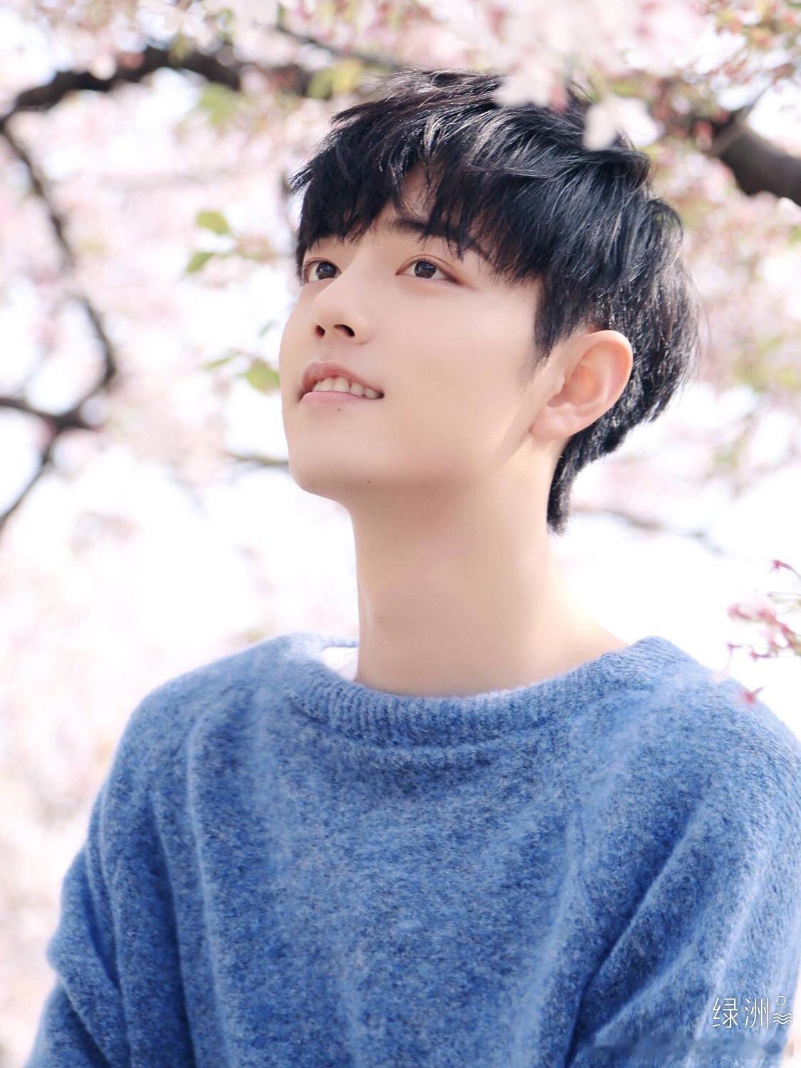 战战 ᵂⁱᵗʰ ᵃ ˡⁱᵗᵗˡᵉ ˢᵗᵃʳ ⁱⁿ ʸᵒᵘʳ ʰᵉᵃʳᵗ, ˡⁱᶠ