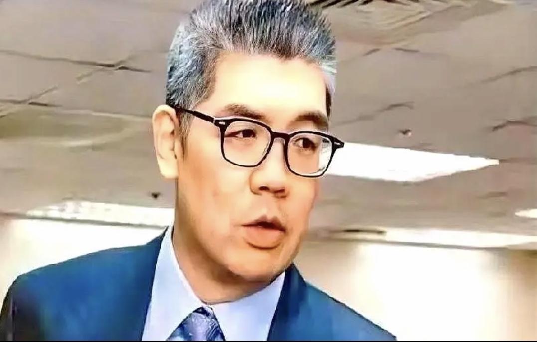坐过牢的政治人物命运两极分化，柯文哲如今正站在这个惊险的“分水岭”上！从医生到政
