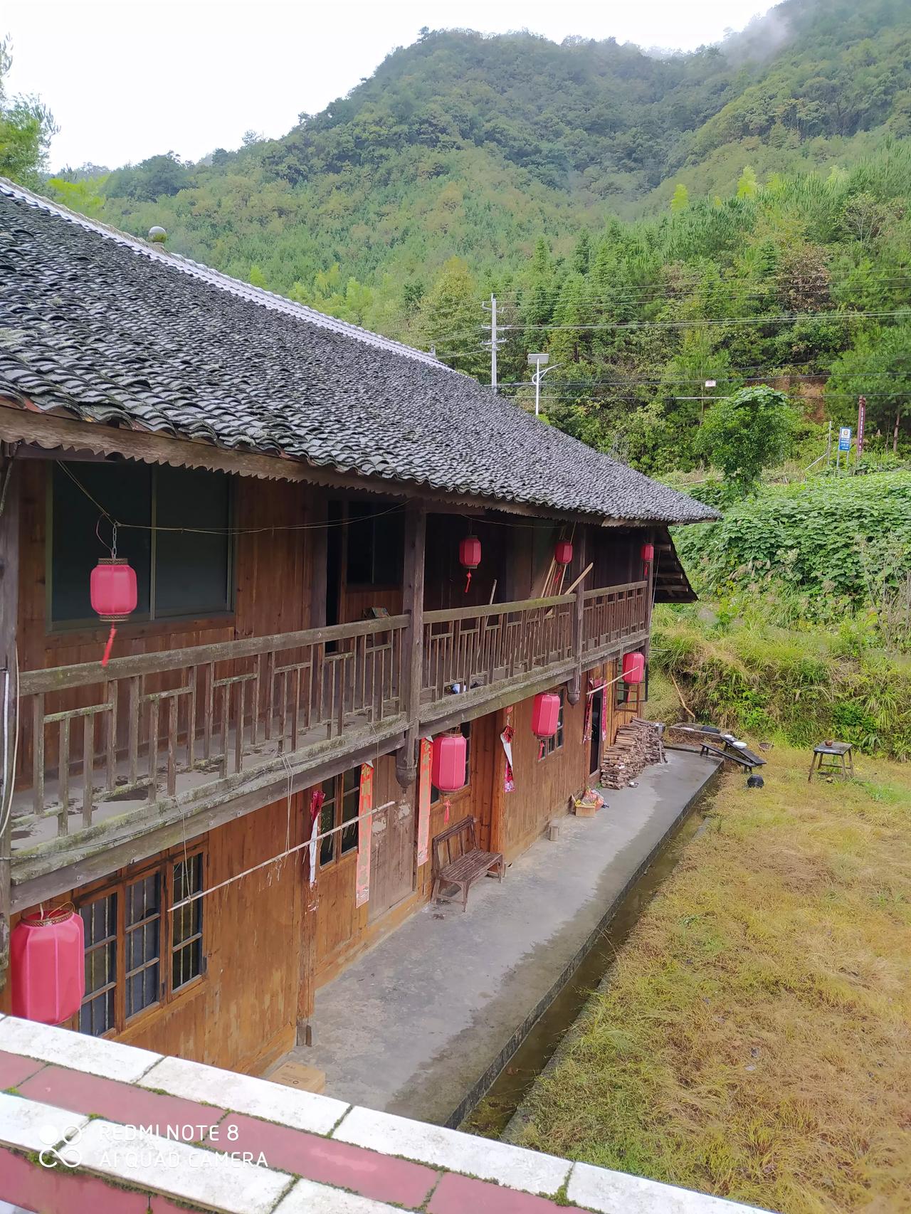 大家好！这几天刚搬家，山里偶尔才有信号，又天天搞卫生，评论都没有回复大家，请谅解