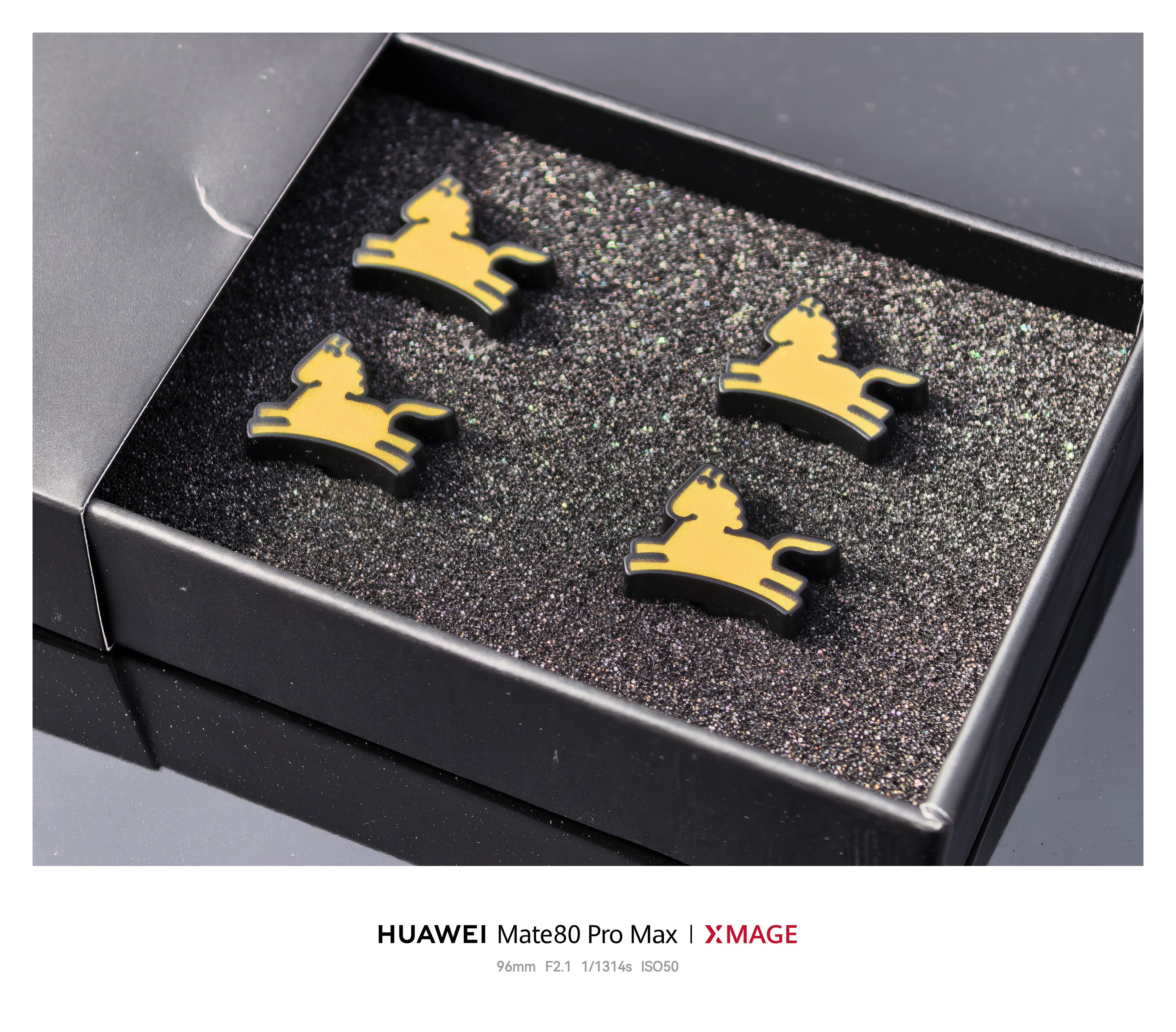 给我的蔚来ES8安排了一套马年专属的气门芯帽，是不是灰常可爱！ 成都