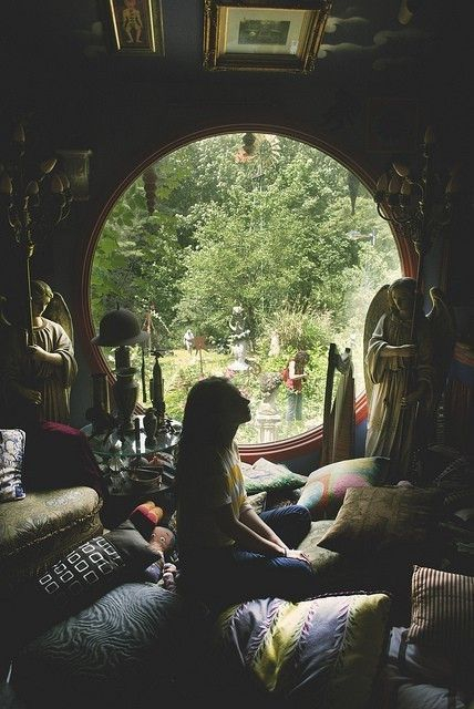 在这复杂世界里，我们应该拥有，认真过好这一生的四种能力：得自在、知孤独、记初心、