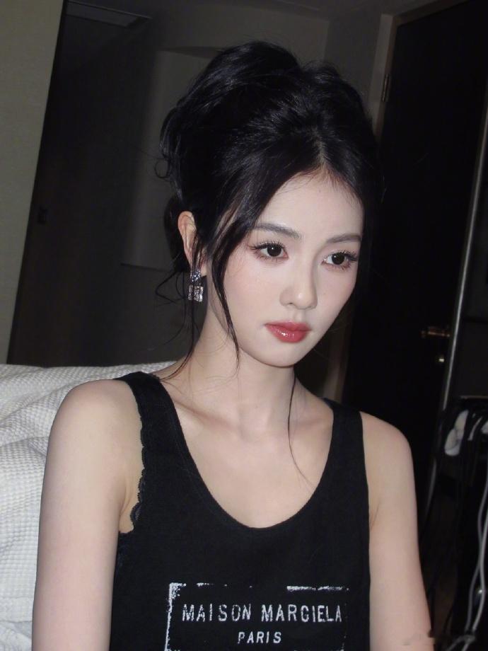 【灵魂之窗会说话】白鹿李佩仪眼神戏白鹿睁眼这一下白鹿用实力证明什么叫