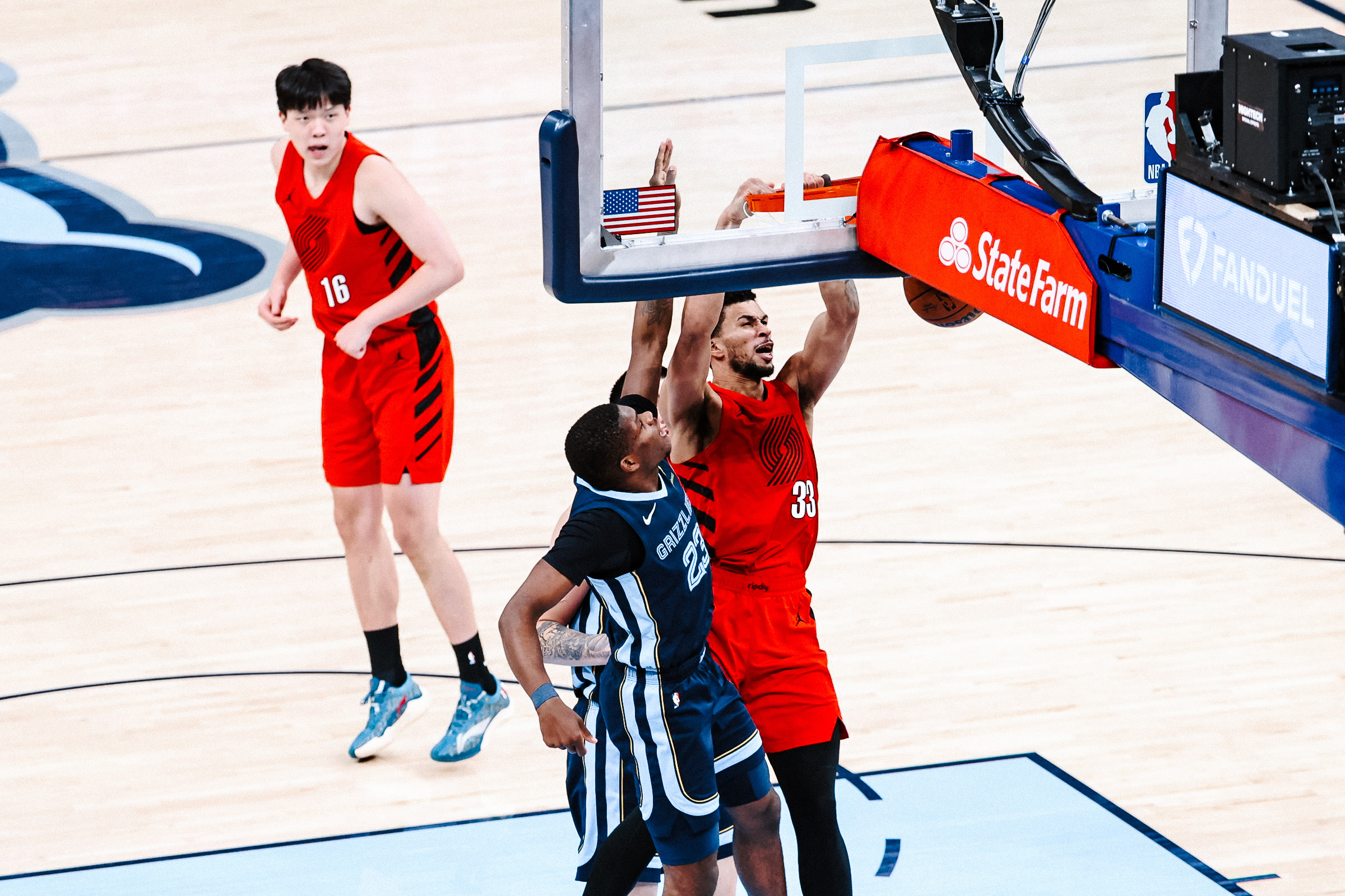 应该没人再喷斯普利特了打成那样了还给足信任说斯普利特偏爱杨瀚森都不为过了nba