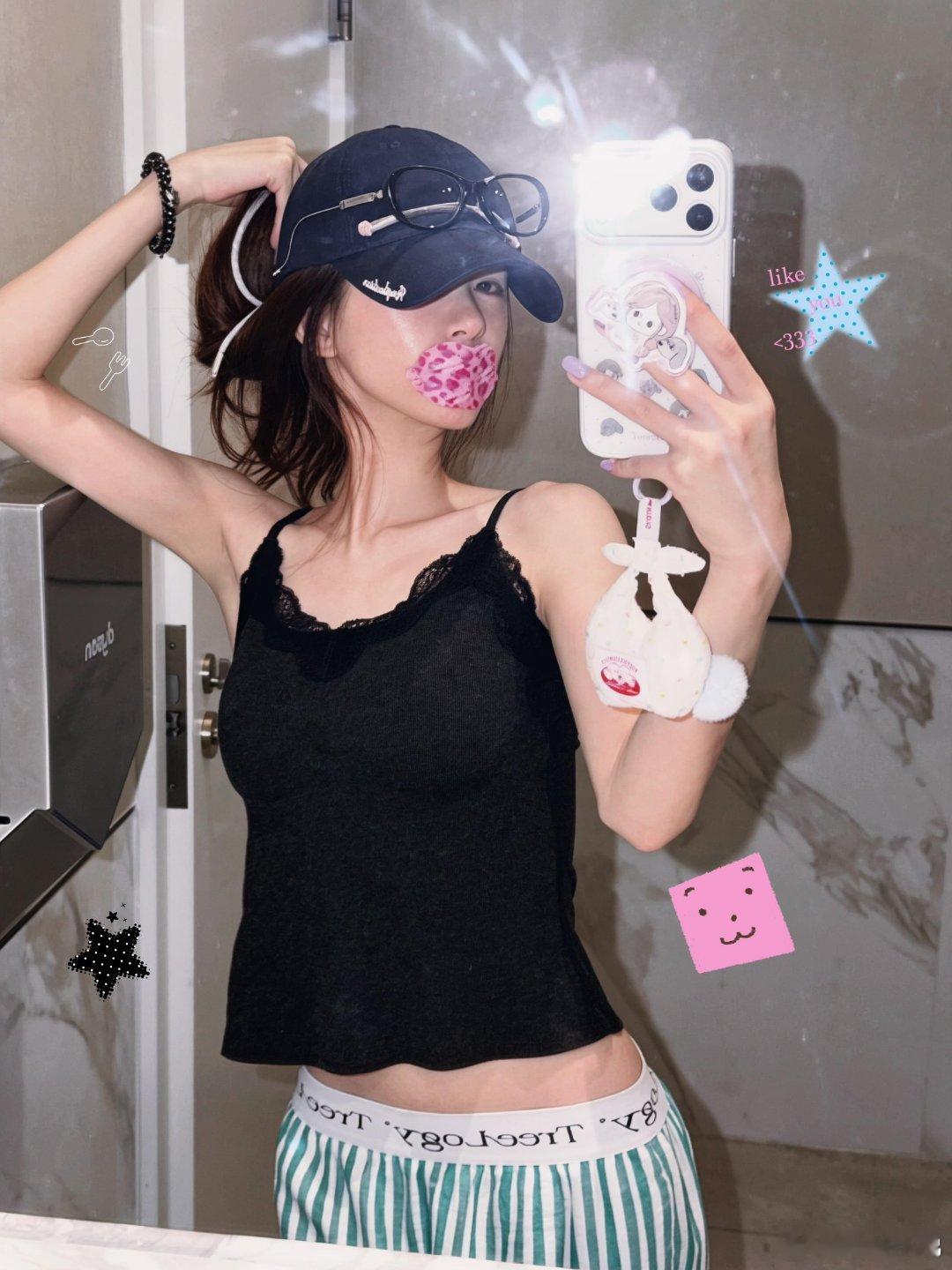 赵露思🍠营业:🙋♀️ 一会儿见 赵露思