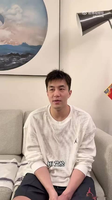 篮球跨界聊足球，郭艾伦这波回应堪称 “满分情商”。面对 2026 美加墨世界杯夺
