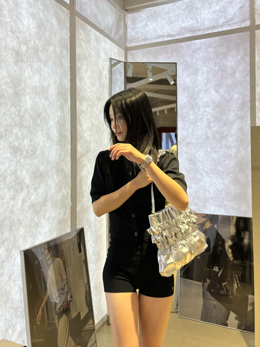 好热好热*逛街恢复美丽心情👏