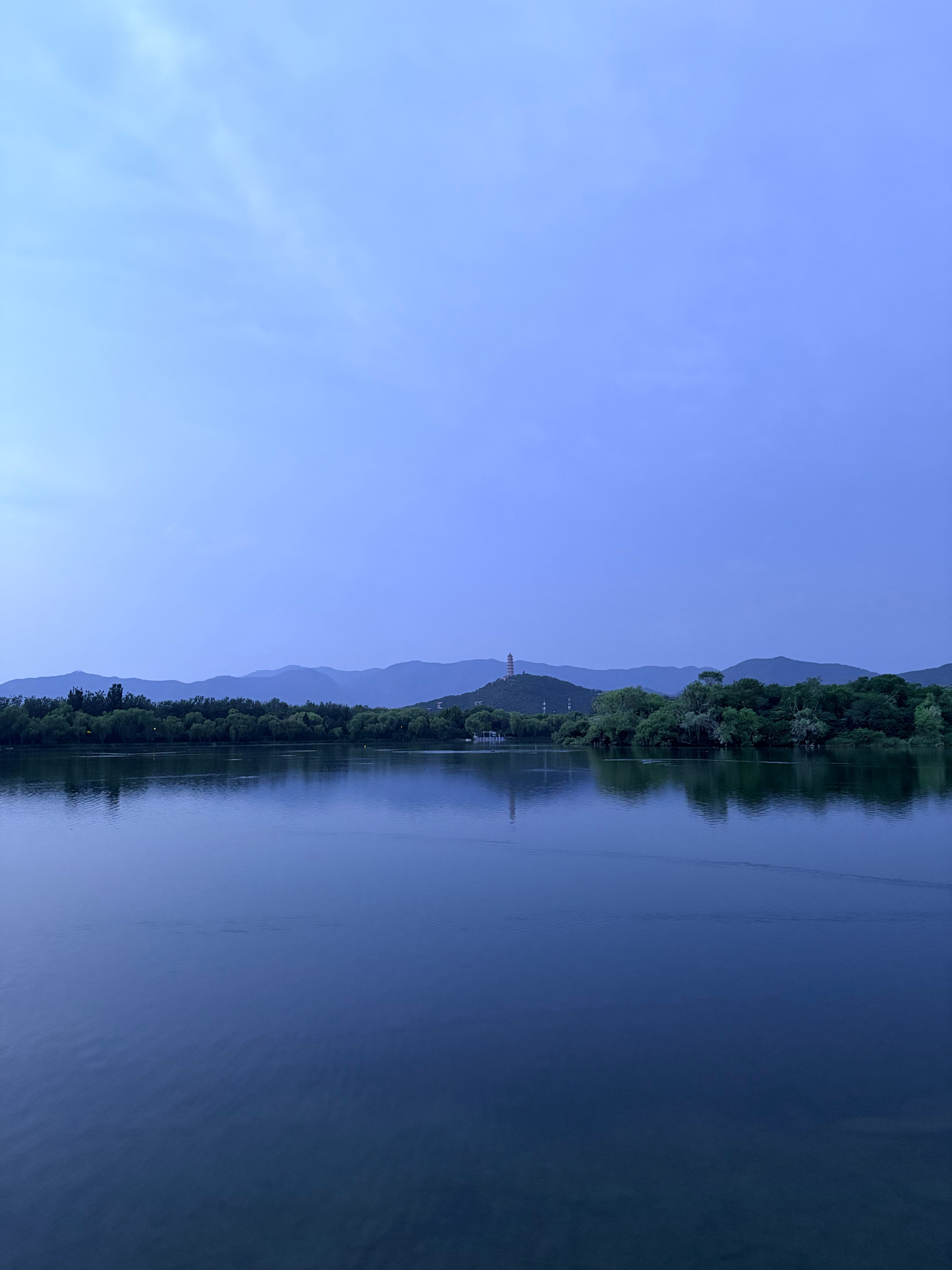 山色空蒙 无雨亦奇 