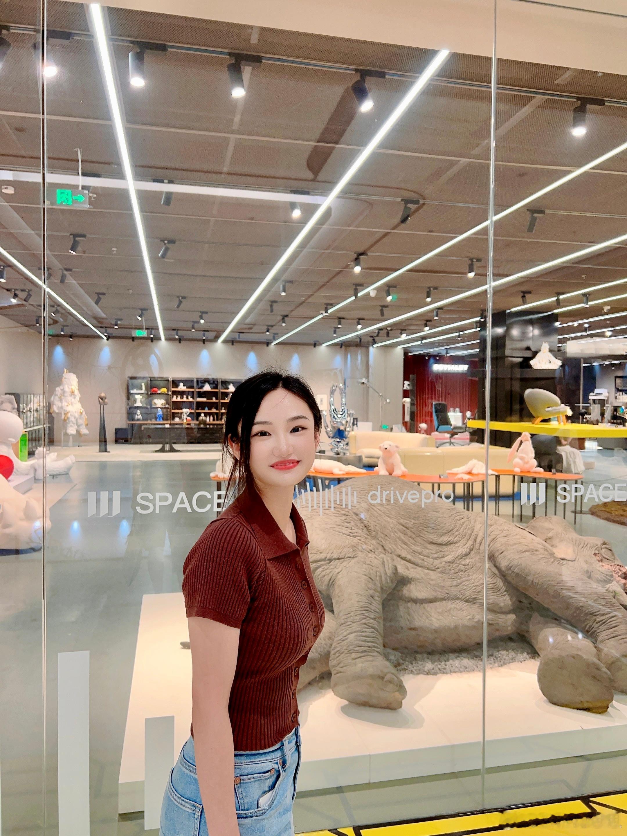 史努比🐰 ​​​