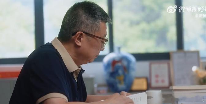 65岁退休法医出书让大家好好活着这真的是让我们从其中感受到生命的可贵，而且还有很