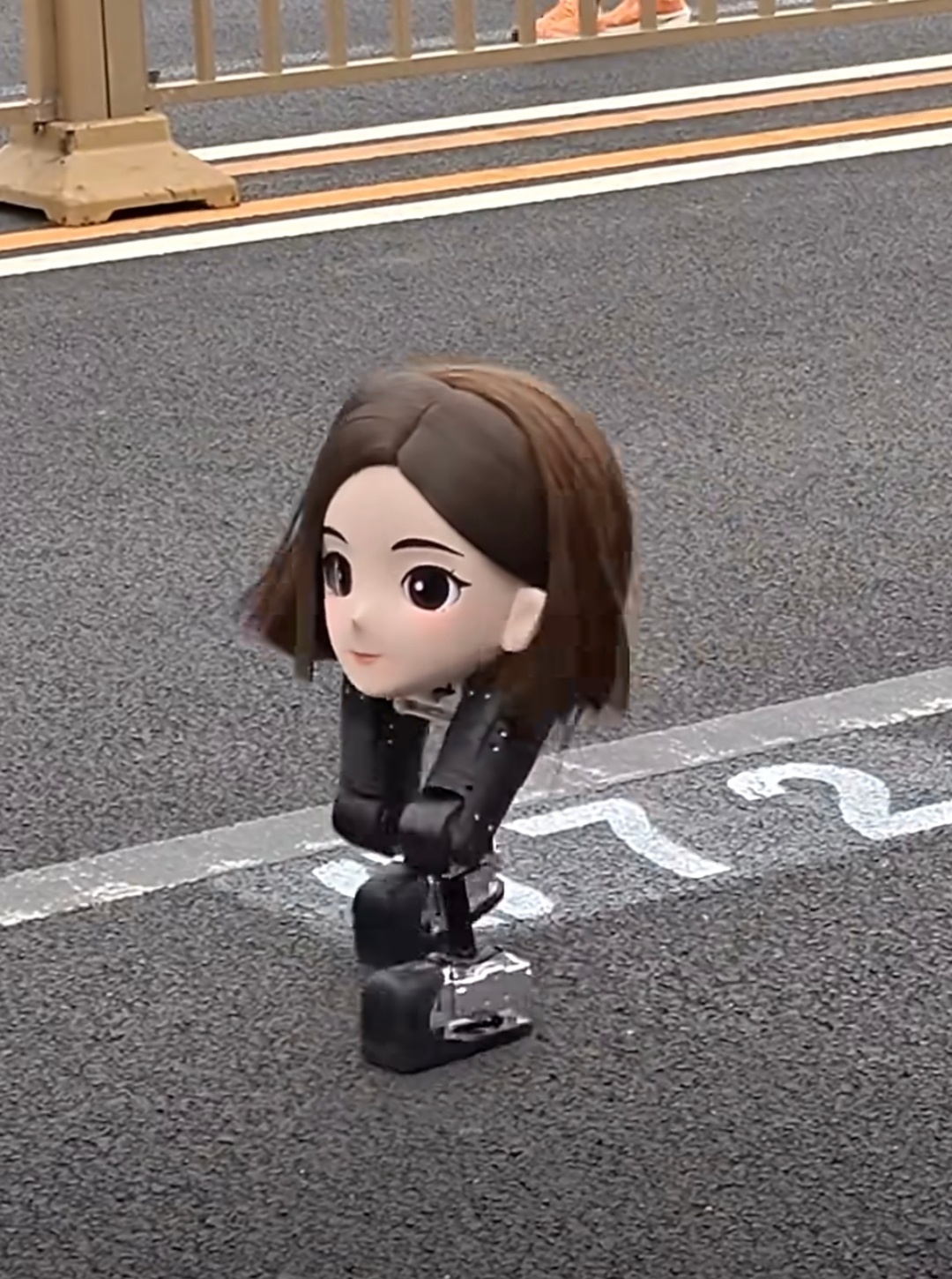 豆包变豆脚了这是真脖子以下全是腿