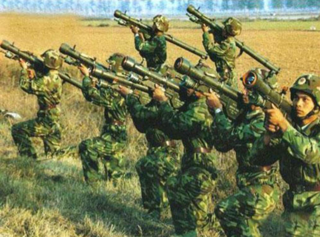 中国向伊朗出售肩扛式地对空导弹？美国CNN近日报道称，预计中国将向伊朗运送名为"