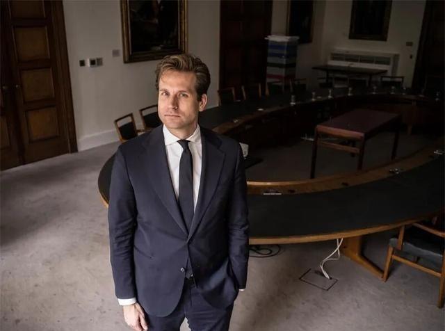 安世：荷兰承认和德国合谋，荷兰经济事务大臣据卡雷曼斯近日公开回应英国《卫报》承认