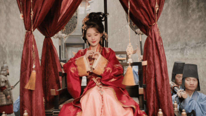 毛林林听取妈声一片嫁金钗get到了毛林林周芙的美里有刺，狠里藏娇，爱里带碎。毛林