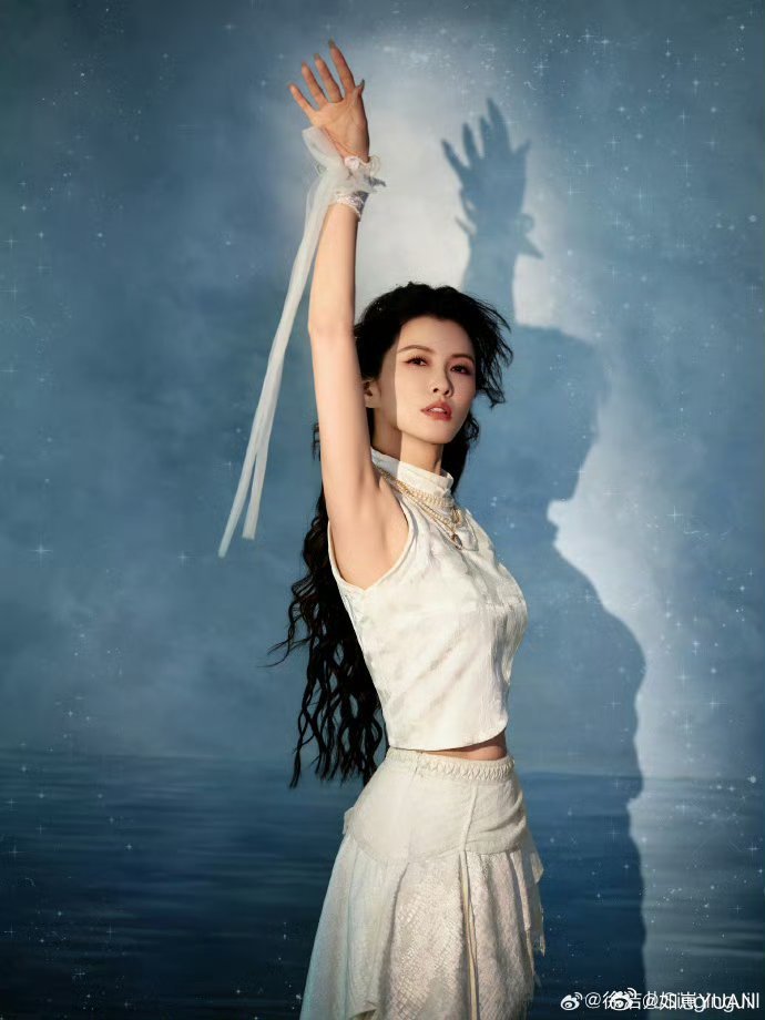 徐洁儿值得徐洁儿你给我乖乖待在团里别下来，我追你舞台追定了！徐洁儿值得