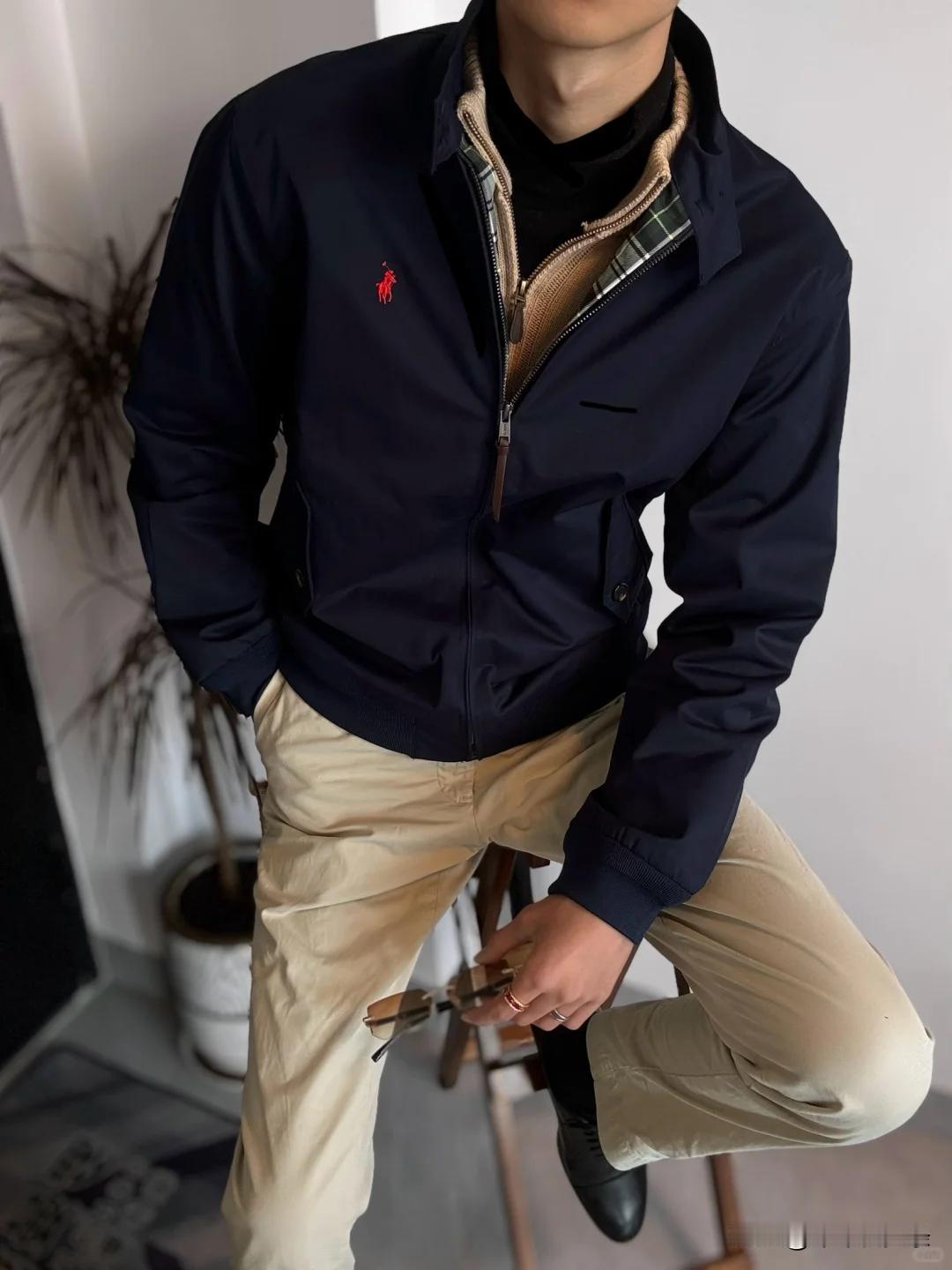 不是拉夫劳伦过时了，而是国人的穿衣逻辑变了。
 
曾经穿拉夫劳伦，买的是一眼可见