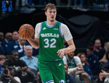 本赛季新秀球员单场得分榜：第一弗拉格51分、第二弗拉格49分、第三弗拉格42分、