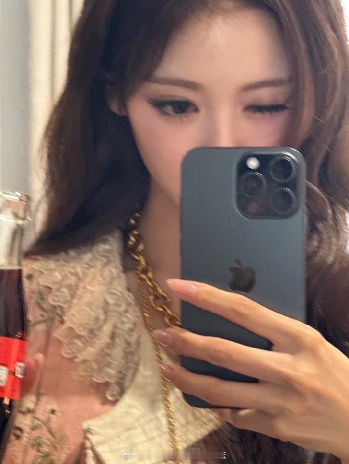ANNA  IG更新 ​​​