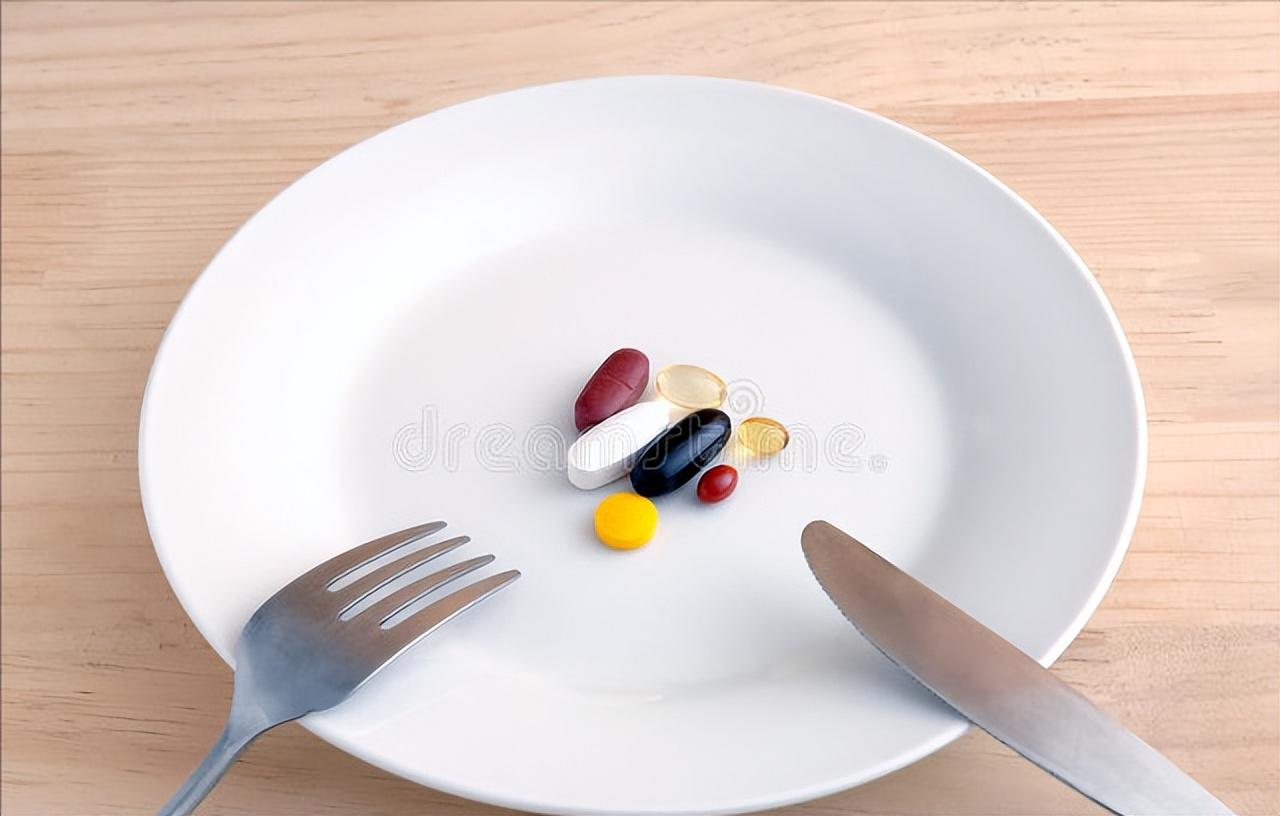女子减肥过猛，减出重度脂肪肝，为何减肥会导致重度脂肪肝
一般人印象中只有胖子才会