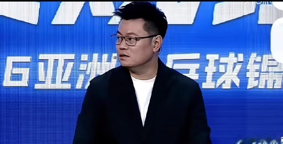 侯英超直播间一句“蒯曼躲三单”直接把国乒输球的锅掀开了。亚锦赛女团决赛打完，桥本