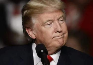 特朗普真的赢了，不过是在嘴上赢的，近期哈梅内伊之子当选伊朗的最高领袖，而特朗普直