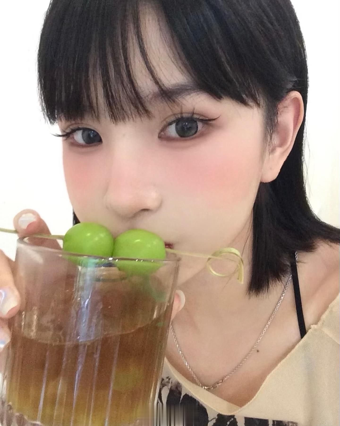 对短发暂时腻了 ​​​