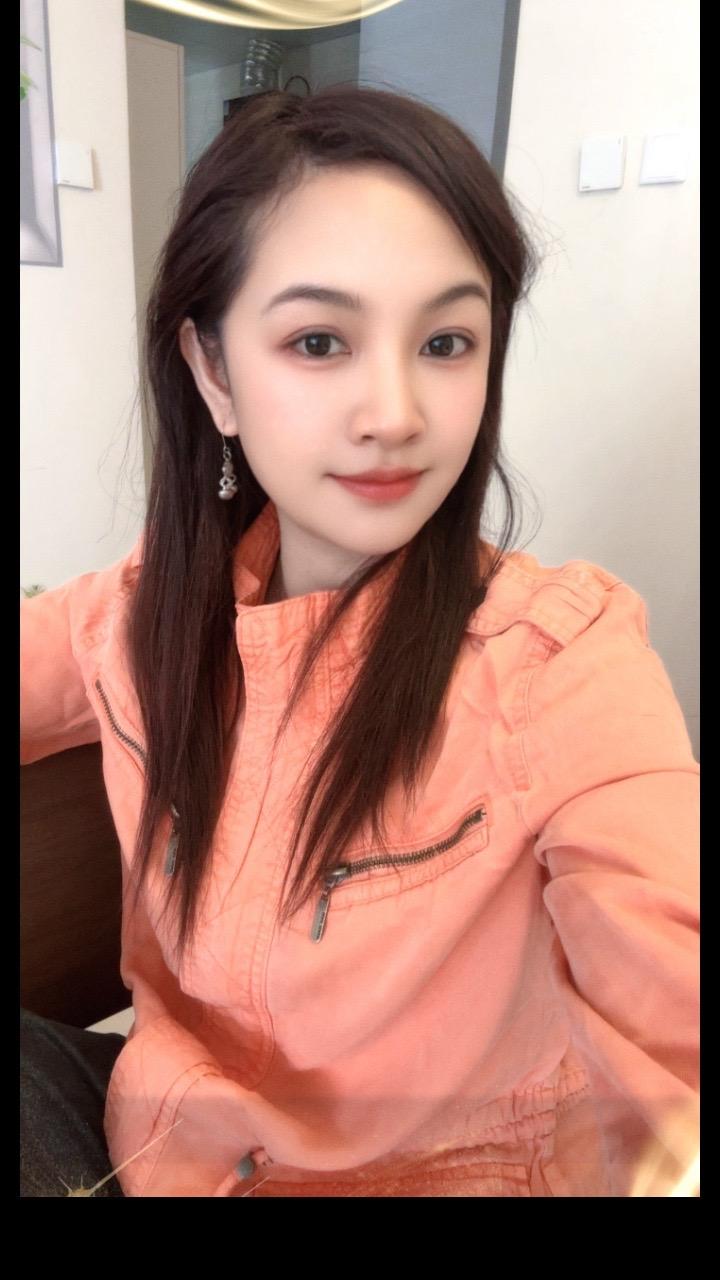 我不只一面穿搭 随性洒脱