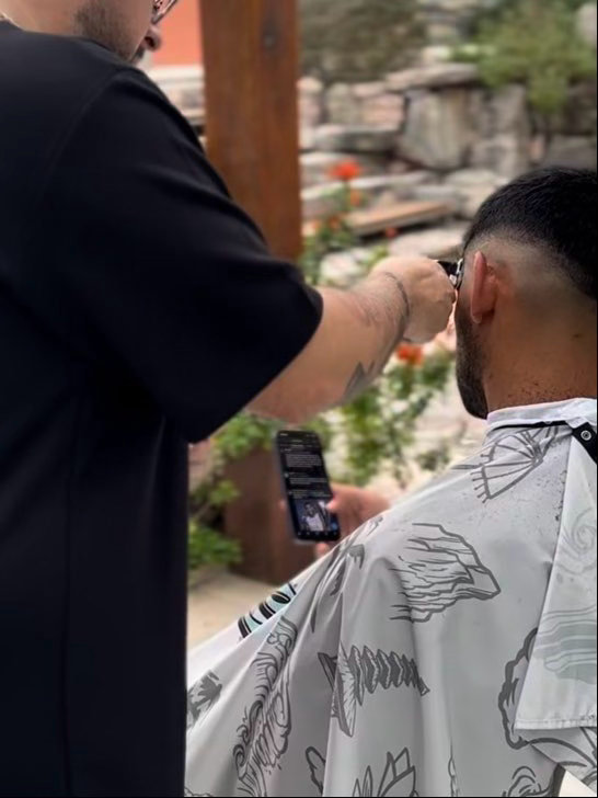 📱库蒂·罗梅罗被发现在推特搜索里搜自己的名字，看看别人说他什么，这家伙在读我们
