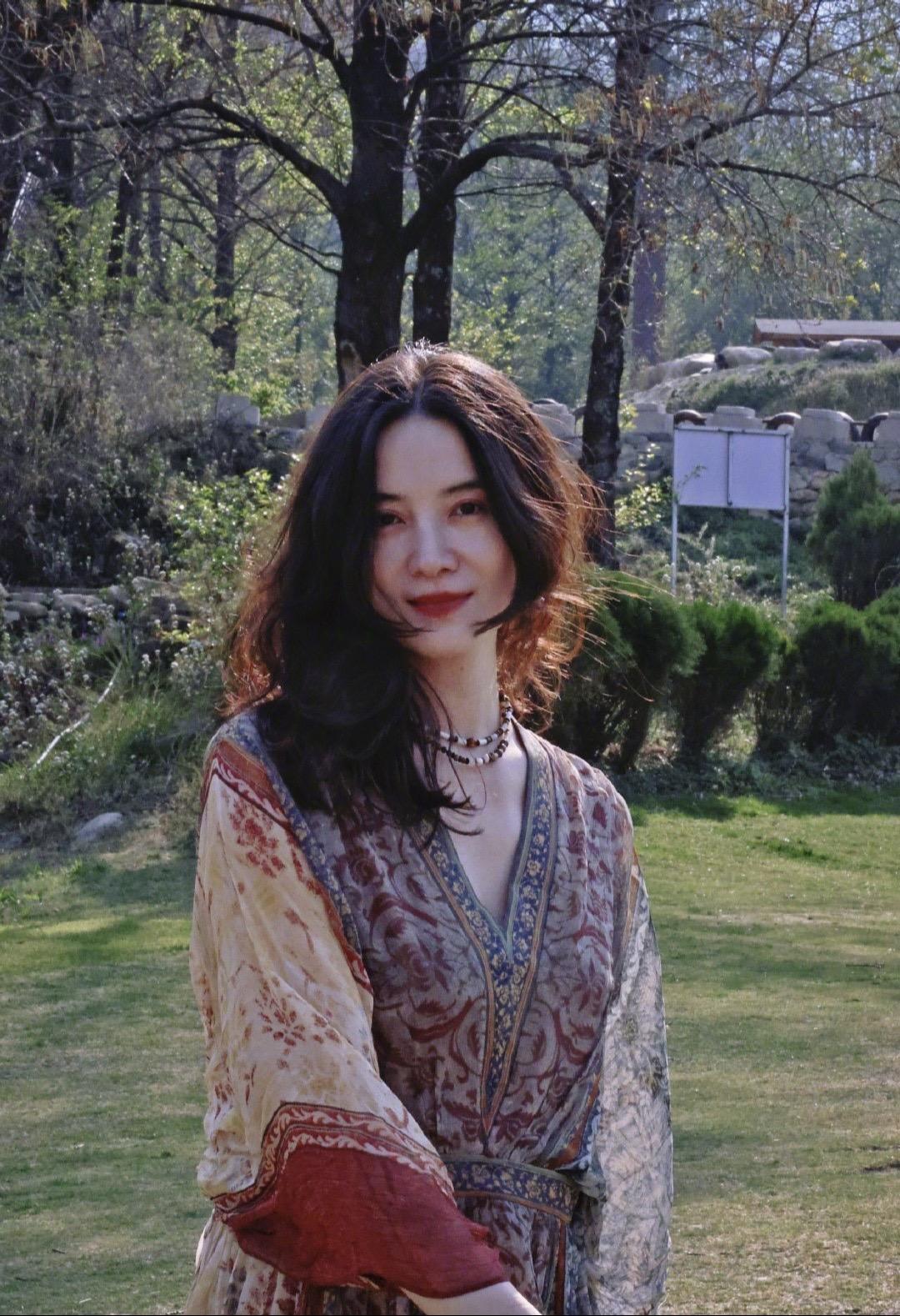 我滴个妈妈呀😻😻😻 美我一激灵啊！！！！！！