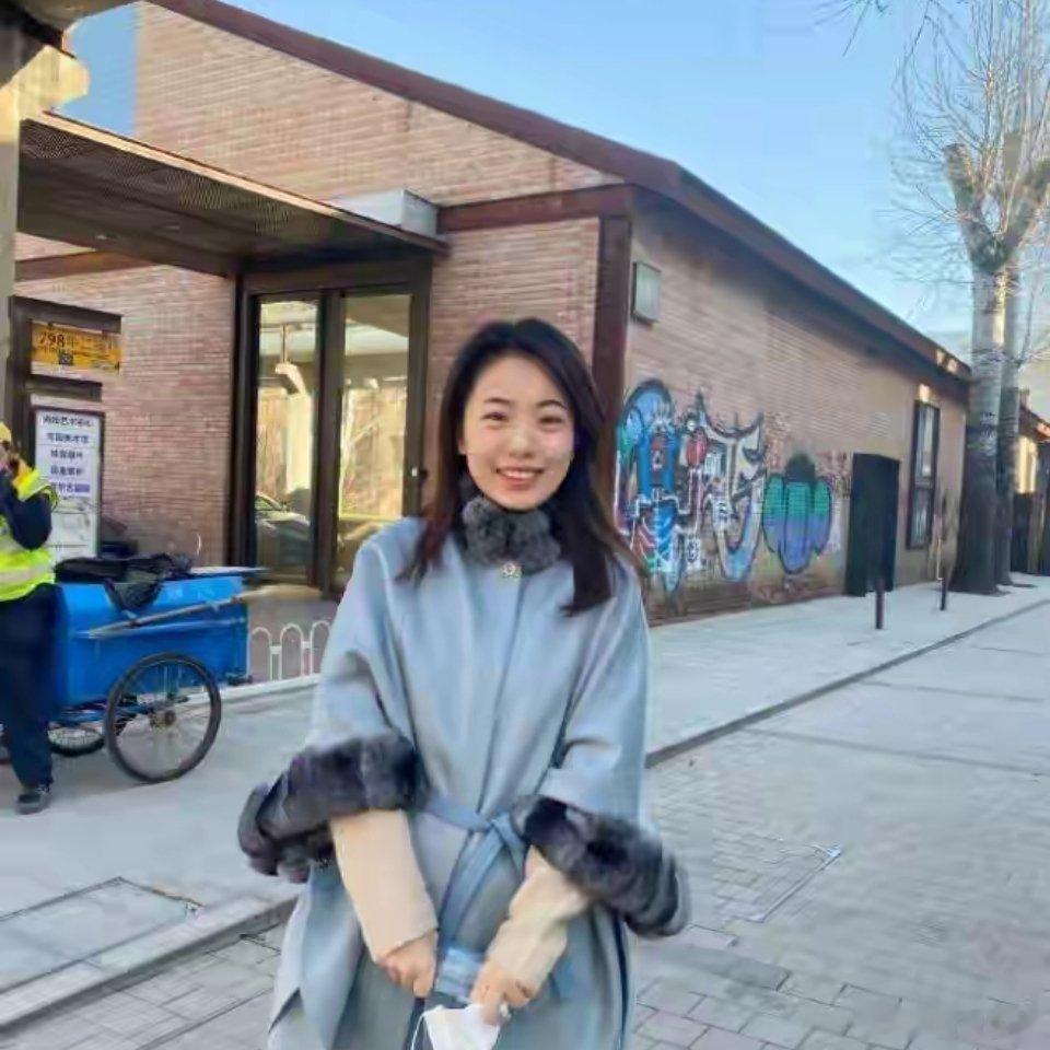 人大撤销蒋方舟硕士学位昔日天才少女人设彻底崩塌硕士论文查实学术不端被撤学位简短道