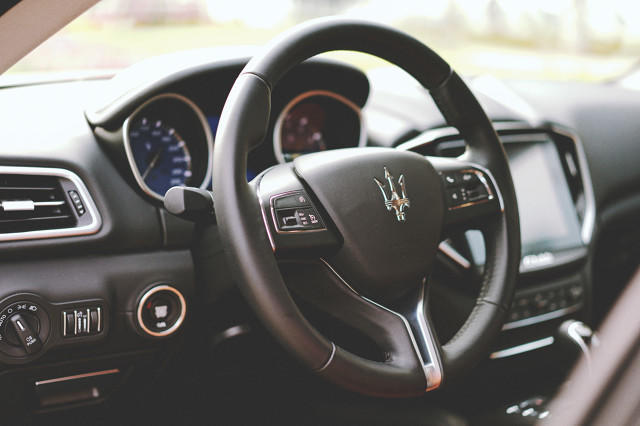 #玛莎拉蒂品牌不会对外出售#【#玛莎拉蒂母公司否认拆分传言#】 3月13日，St