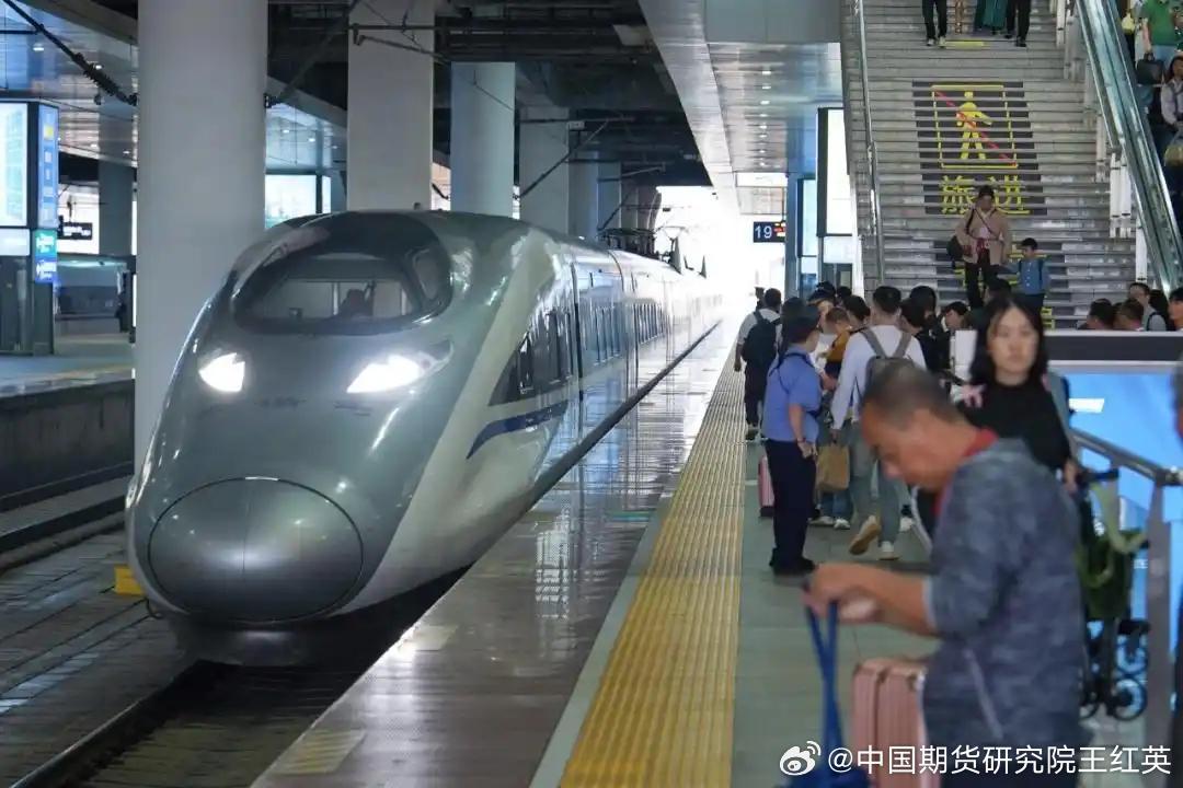 网上刚刚传来的消息！国庆出行高峰实况来了！高德扫街榜揭示这些避堵秘诀！十一黄金周