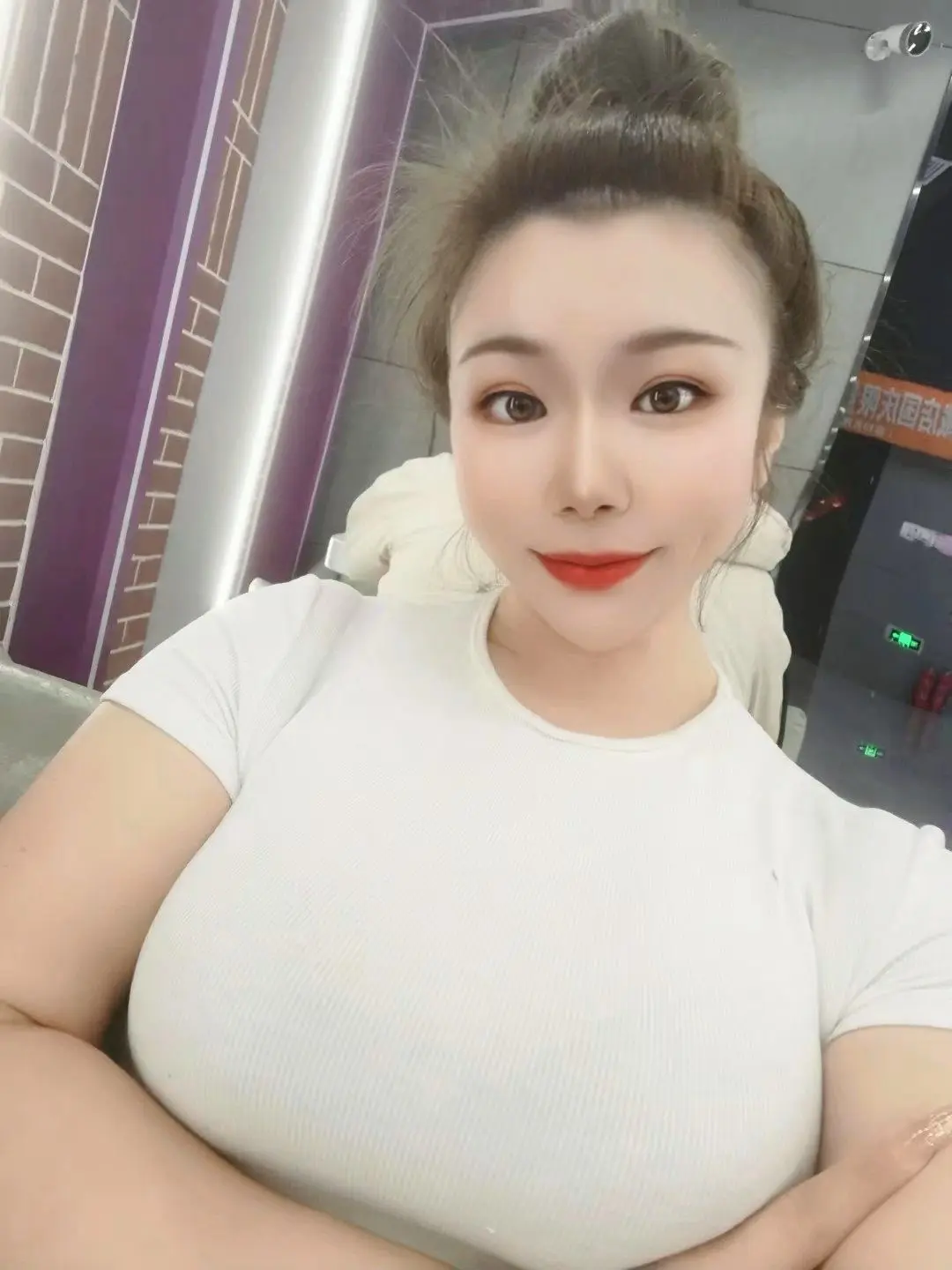 人总是执着于第一眼喜欢上的东西