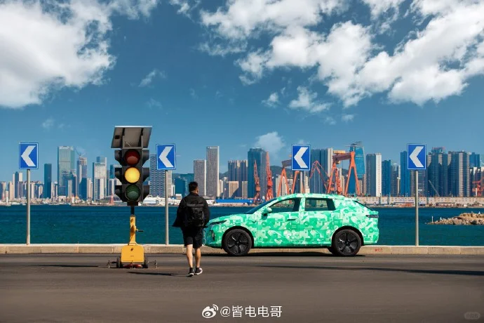 岚图知音的海外谍照曝光！或第三季度发布？