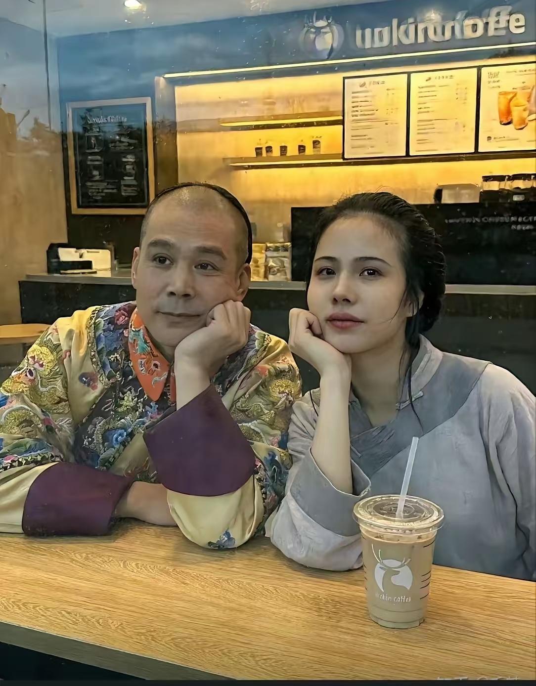 《雍正王朝》确实拍的好，历史剧中的无法超越，但是剧中太子和郑春华的苦情戏，那是不