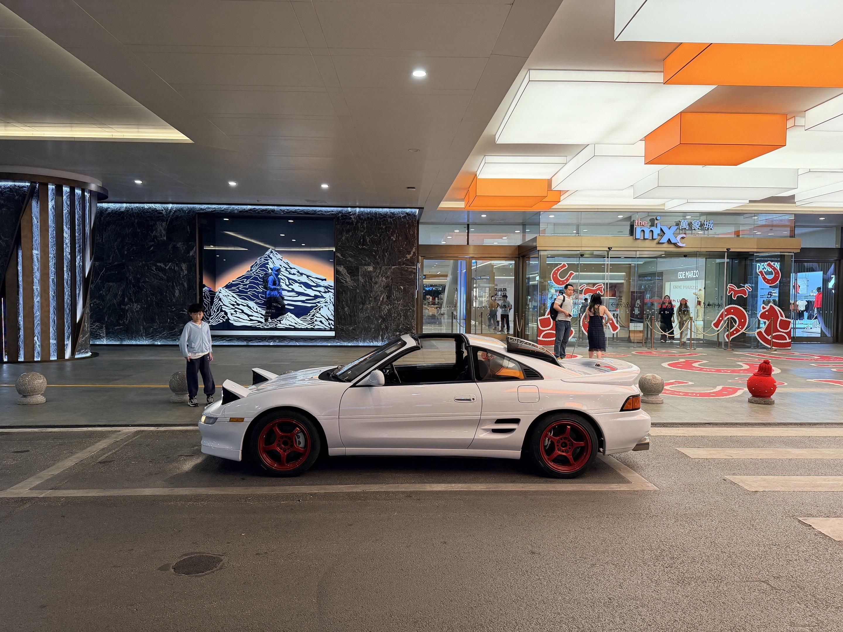 曾经的遥不可及 是现在触手可及