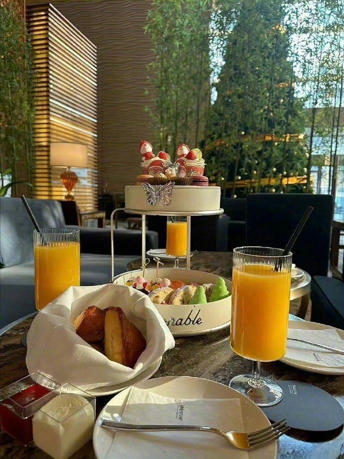 “说的再多，没做，就是画大饼，钱再多，没花到你身上，那就是吹牛逼。 ” 