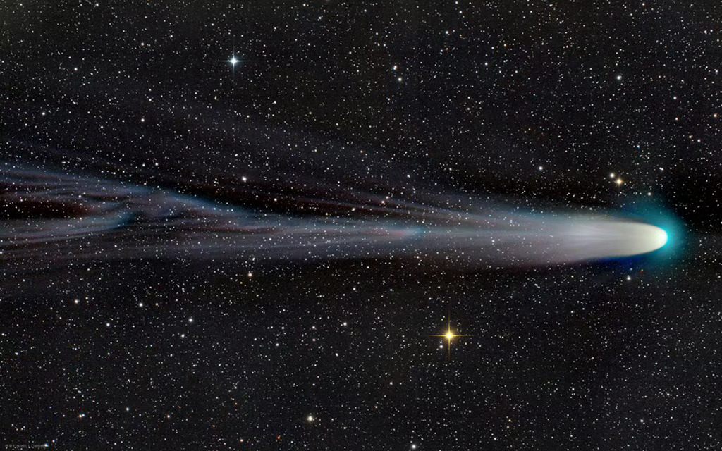 #每天一天文图# 圣诞彗星的彗尾 ​​​