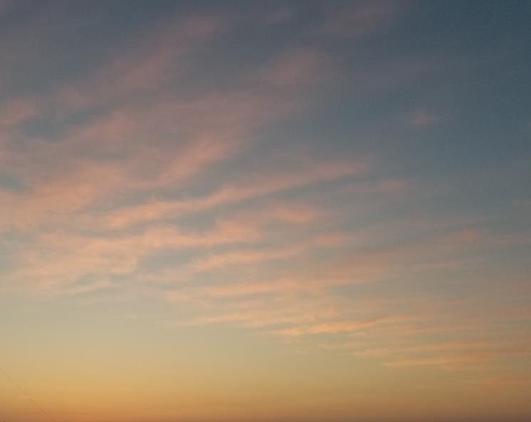 我现在有2个贴身助理，让我的生活游刃有余[憨笑]
一个是头条，一个多多，
多多不