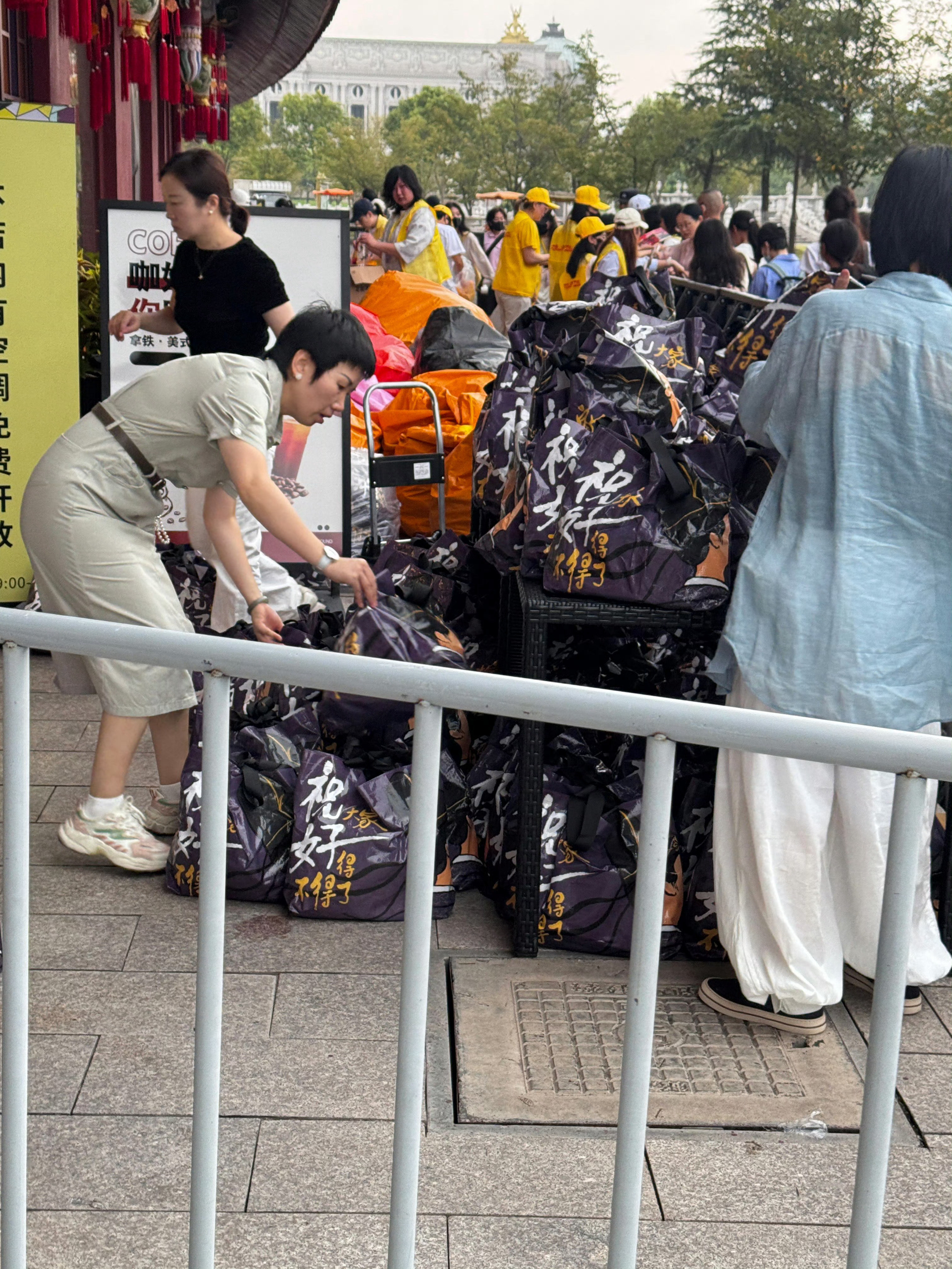 陈丽君新剧《祝姑娘》开机给粉丝的逆应援，姐姐真的好贴心 ​​​