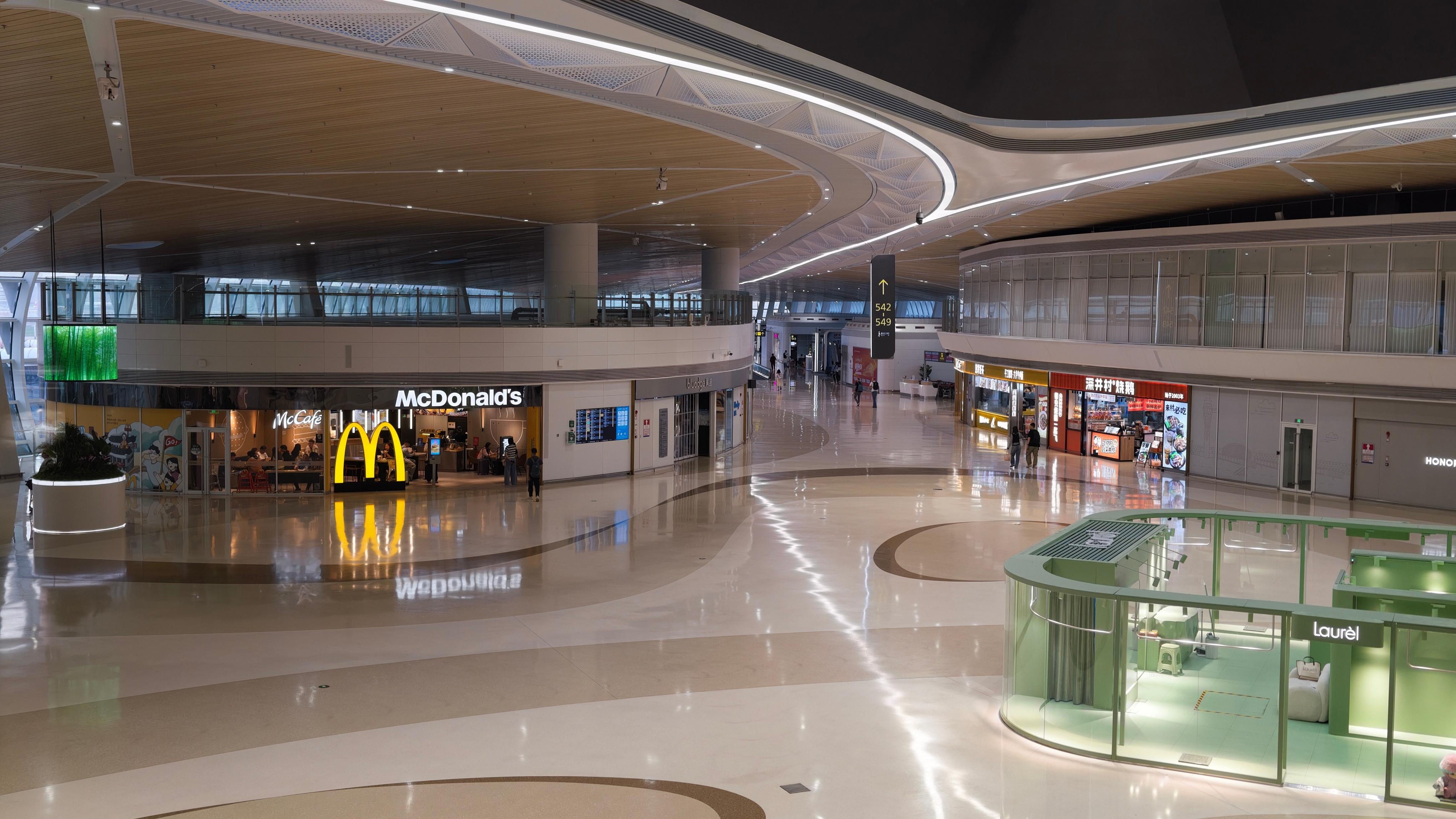 早班🐔，深圳宝安机场效率最高！昨晚你们睡得好不好啊？我4:50就起床了，但是睡