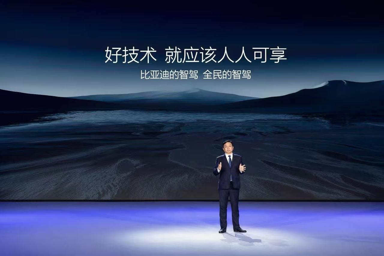 几年前，人家老王就说自动驾驶不靠谱，只能是辅助，得把手放在方向盘上。当时很多人还