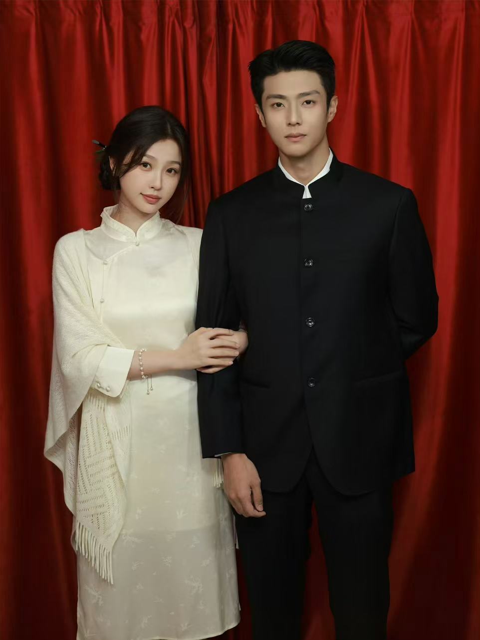虞书欣陈靖可证件照虞书欣陈靖可红底照 所有人品之 