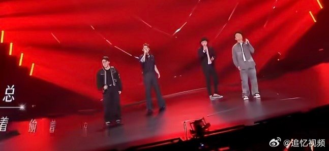 天赐的声音来了5个窝囊废歌手窝囊废舞台这下一碗水端平了 成年人自嘲向的歌曲内核，
