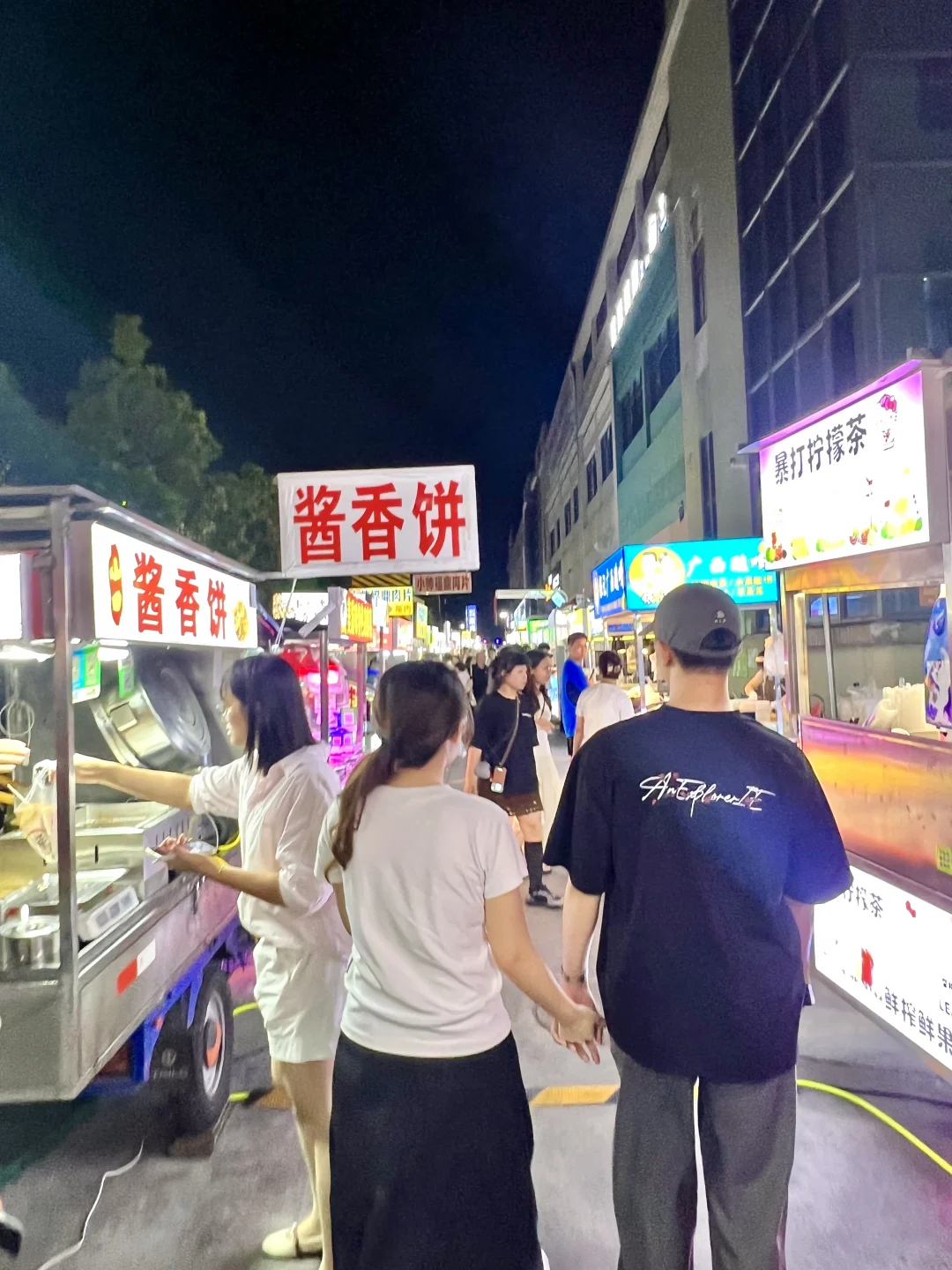 江门摩创园夜市一定要打卡的爆款小食！