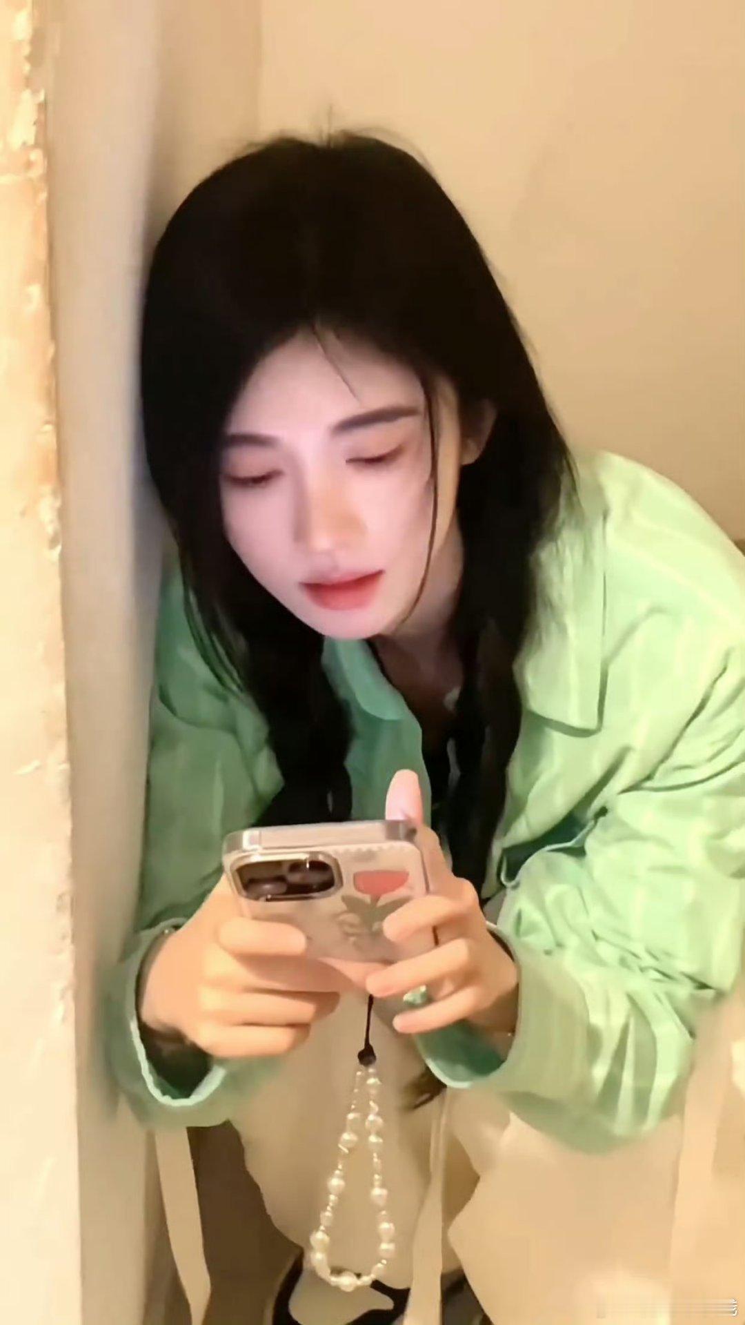 鞠婧祎你有点犯规了 四川把妹王名不虚传 ​​​
