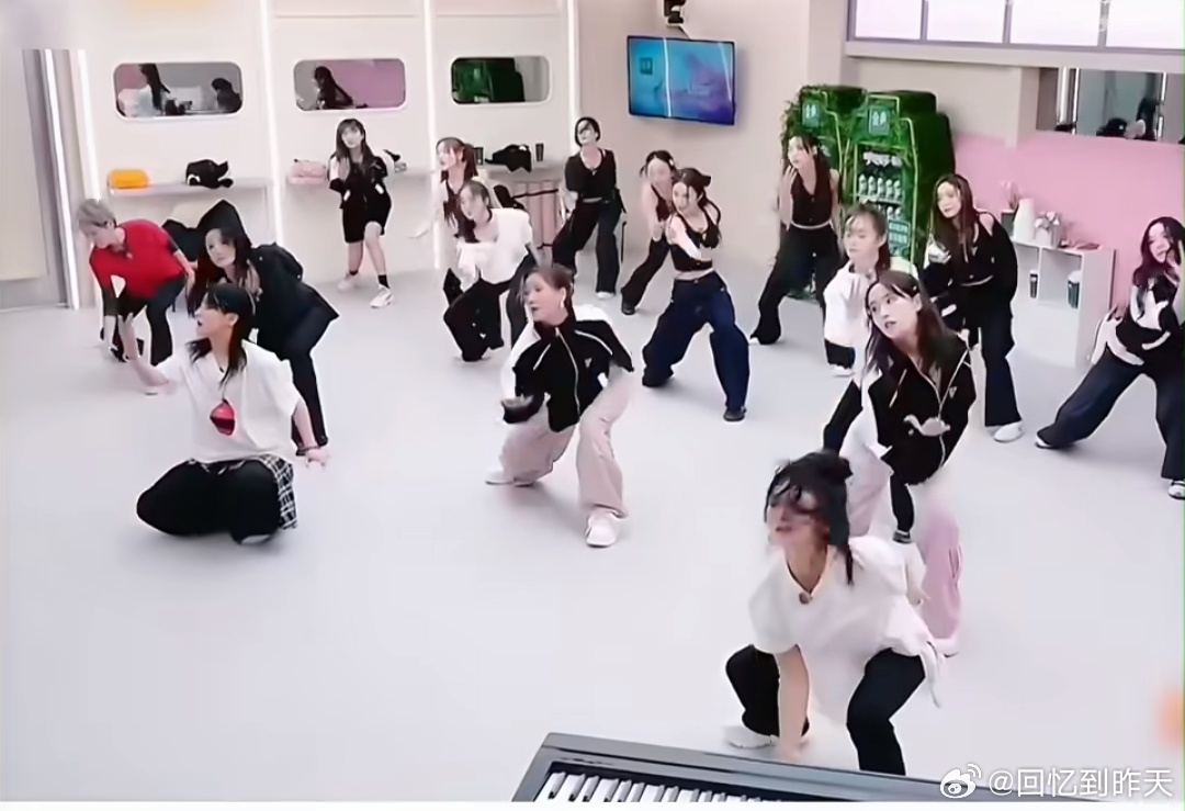 浪姐群像浪姐集合来了，这真的是太精彩啦，浪姐7的节目也是很精彩的，真的是太喜欢啦