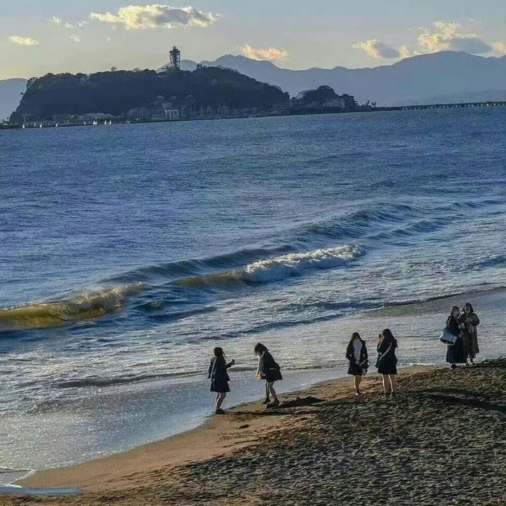 每个人都想要更好的生活，很少人想成为更好的人。——阿兰·德波顿 
